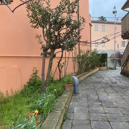 Secret Garden Of Homestay Tossignano