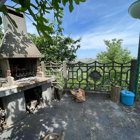 Secret Garden Of Проживание в семье Tossignano